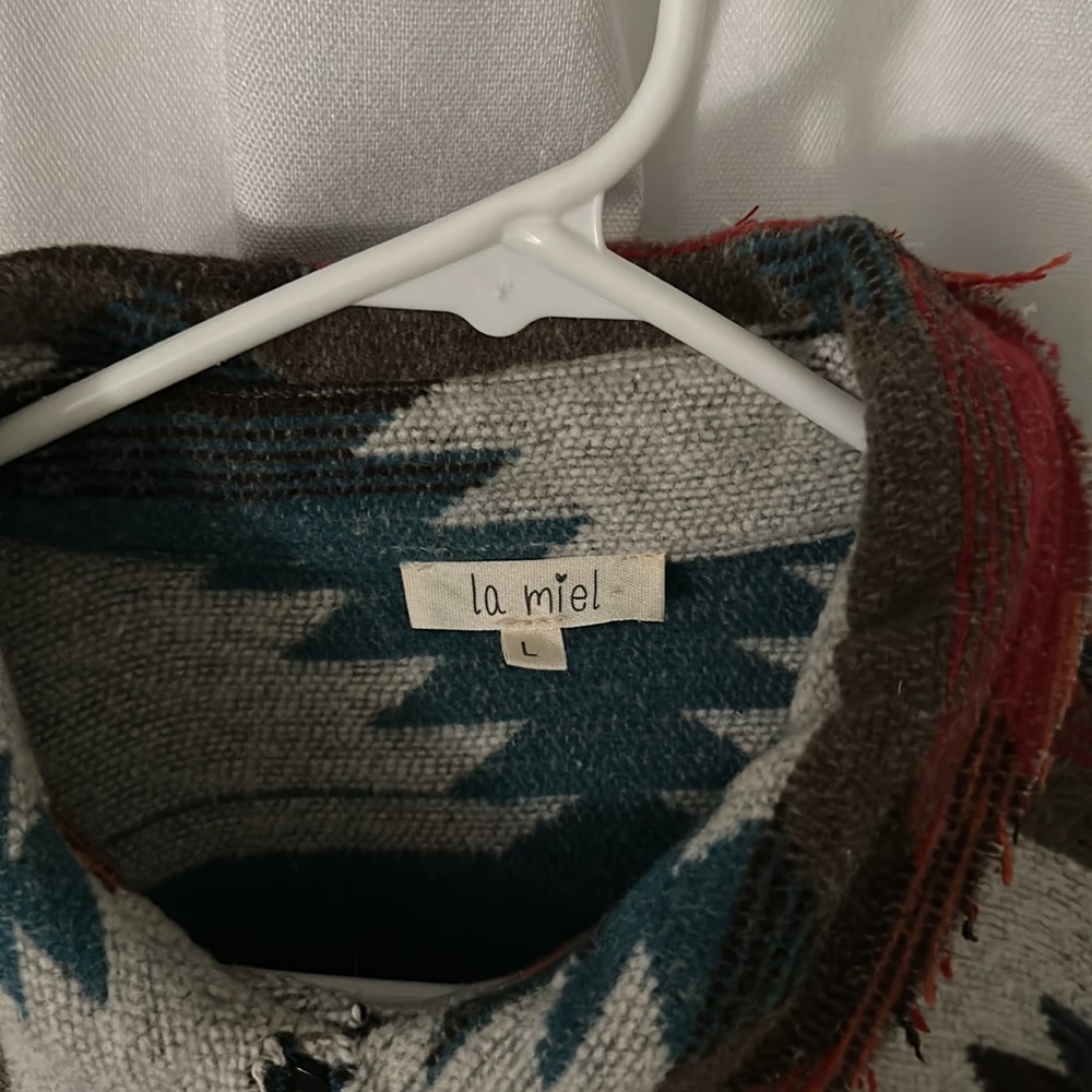 Aztec Jacket - Picture 3 of 4